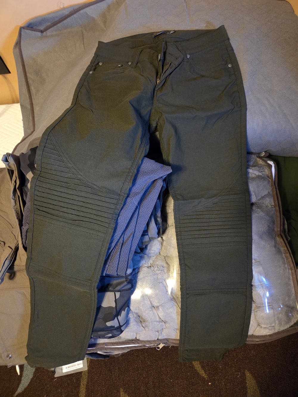 Prana Women's Olive Green Skinny Moto Pants